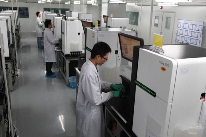 华大基因携手富士康 测序仪器“代工”新模式引领行业变革